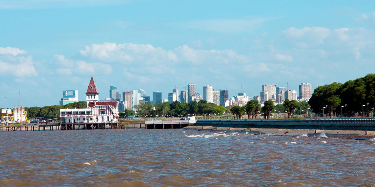 uruguay seen from buenos aires