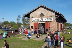 what to do in carlos keen