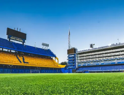 Visit La Bombonera